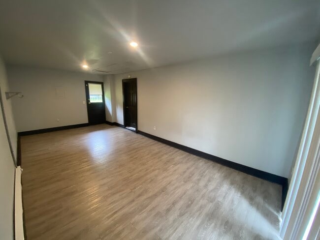 Photo - 908 Shasta Dr