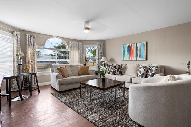 Photo - 2749 N Poinciana Blvd Unit 15