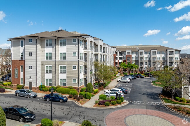 Gramercy Square At Ayrsley