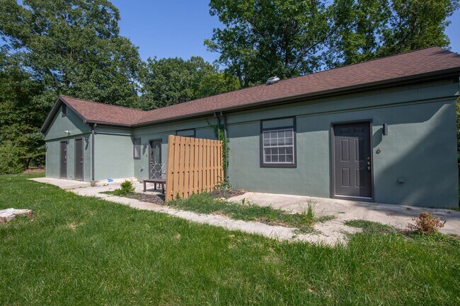 115 Old Bridge Rd Unit 6