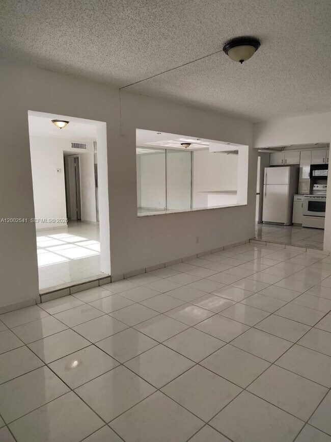 Photo - 200 NE 12th Ave Unit 1C