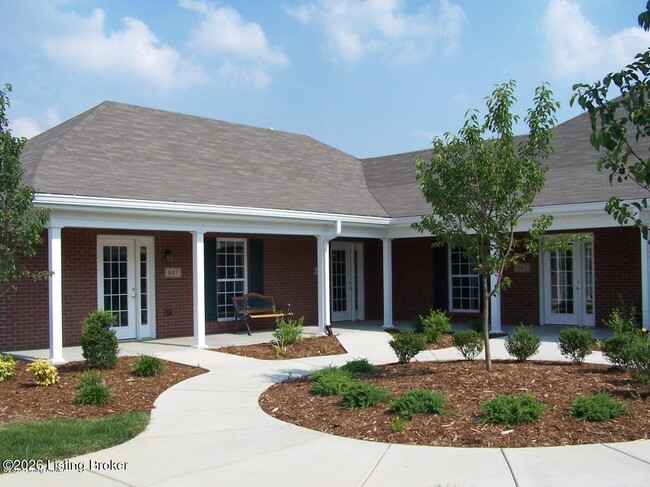 Building Photo - 829 Garden Pointe Dr