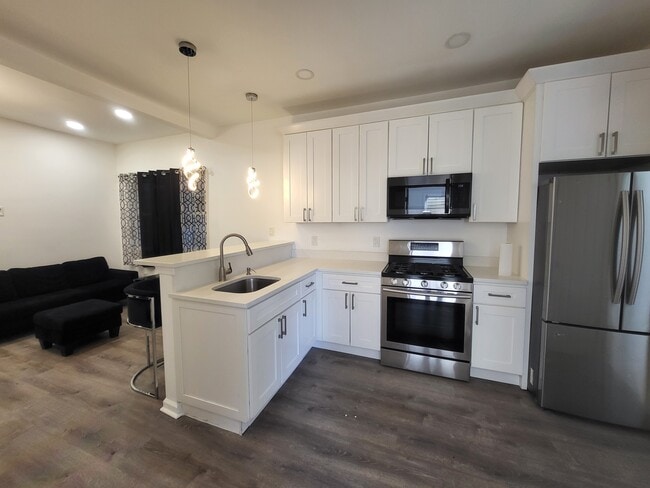 Building Photo - 151 Passaic St Unit 2