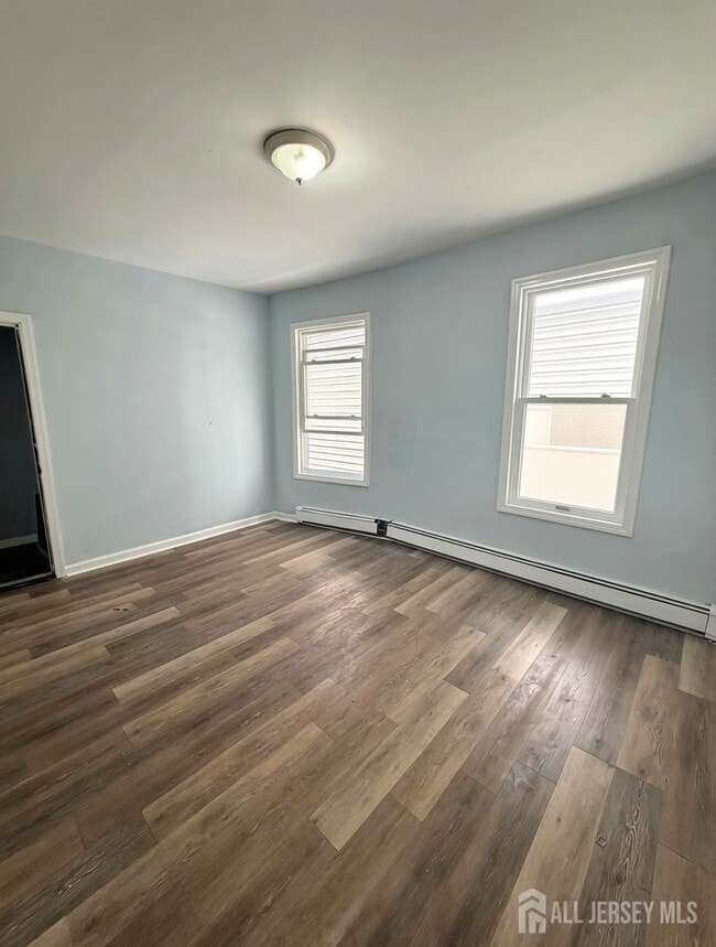 1060 Bond St Unit 2