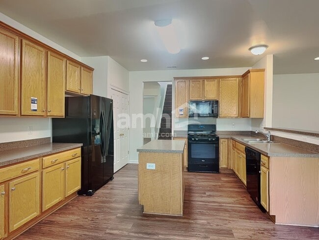 Photo - 6923 Babbling Brook Ln