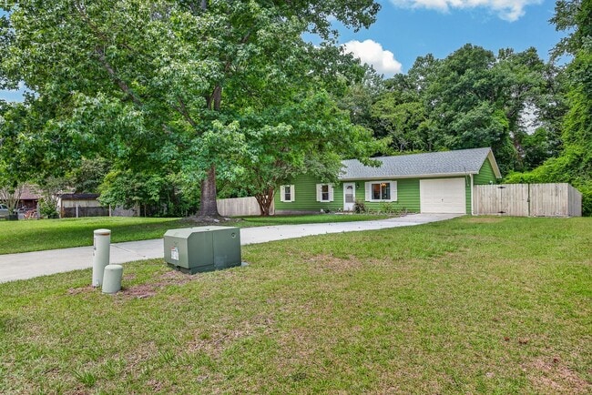 Photo - Nestled cul-de-sac home in Falcon Crest