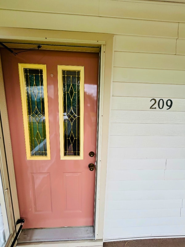 Photo - 209 E 35th St