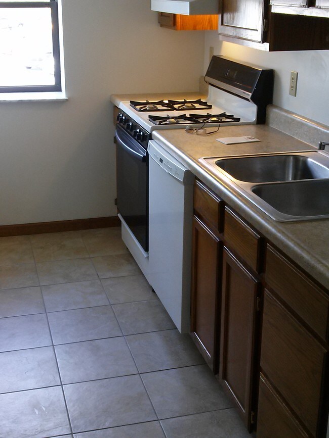 Cocina - 64 Bridge St Unidad 3