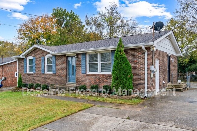 Photo - 536 Singer Dr