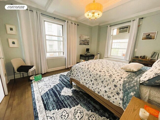 Photo - 240 W 98th St