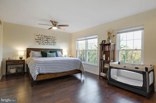 Photo - 209 Roseman Ct