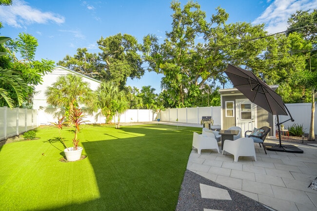 Photo - 2402 52nd St S