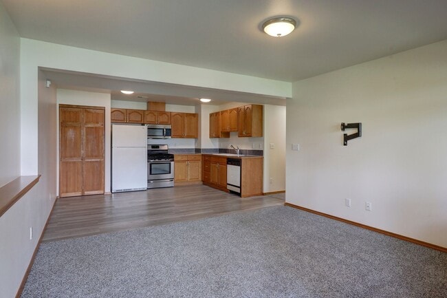 Photo - Lake Tapps Shared Home | Private 1 Bed, 1 Bath Unit Available