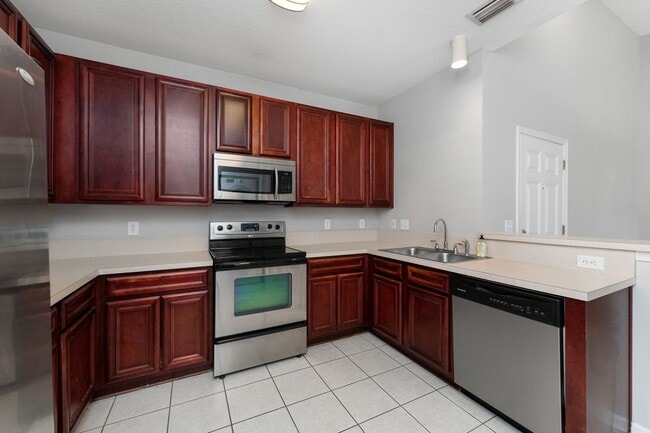 Photo - 8226 Green Parrot Rd