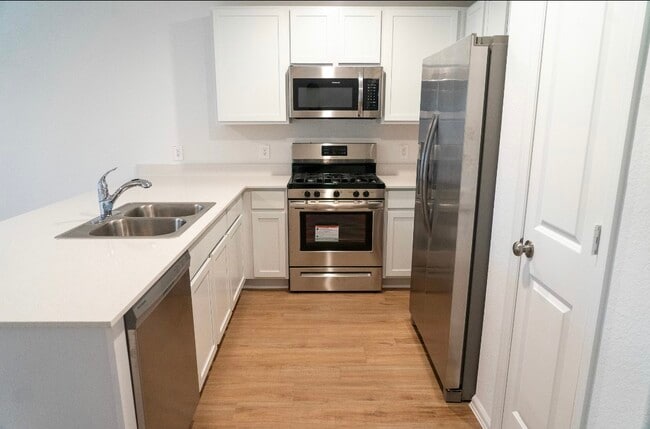 Photo - 2802 Via Augusta Dr