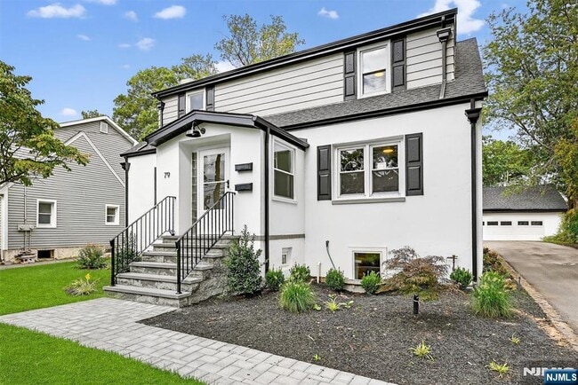 Building Photo - 79 Harrison Ave Rental