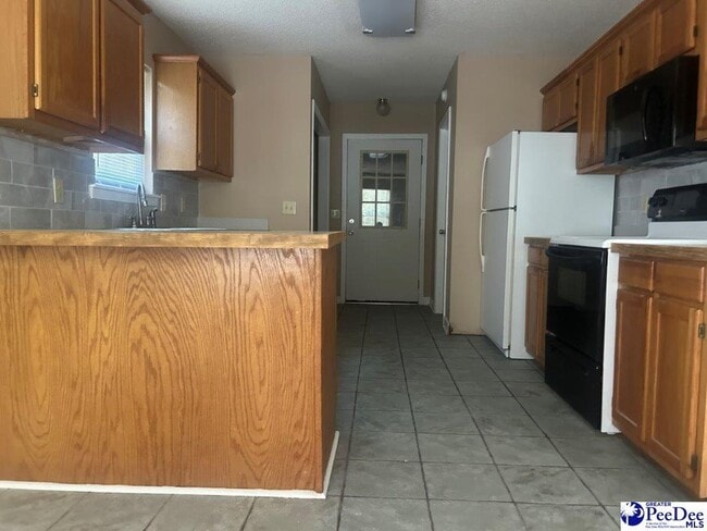 1334 Cabrillo Dr