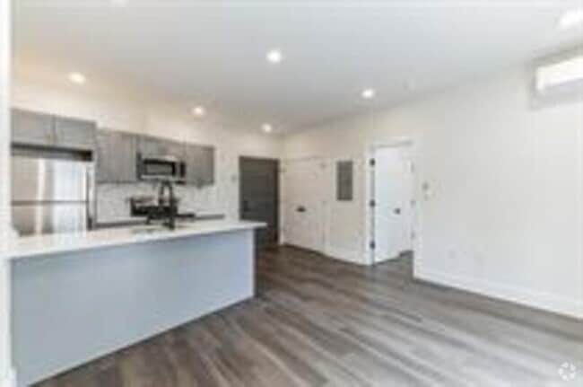 Building Photo - 7620 Ridge Ave Rental
