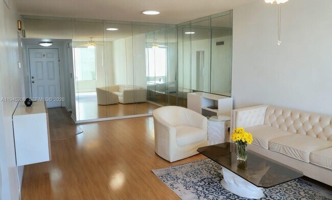 Photo - 1481 NE Miami Gardens Dr Unit 361