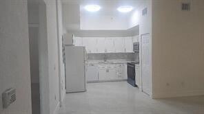 Photo - 2801 Riverside Dr Unit 104