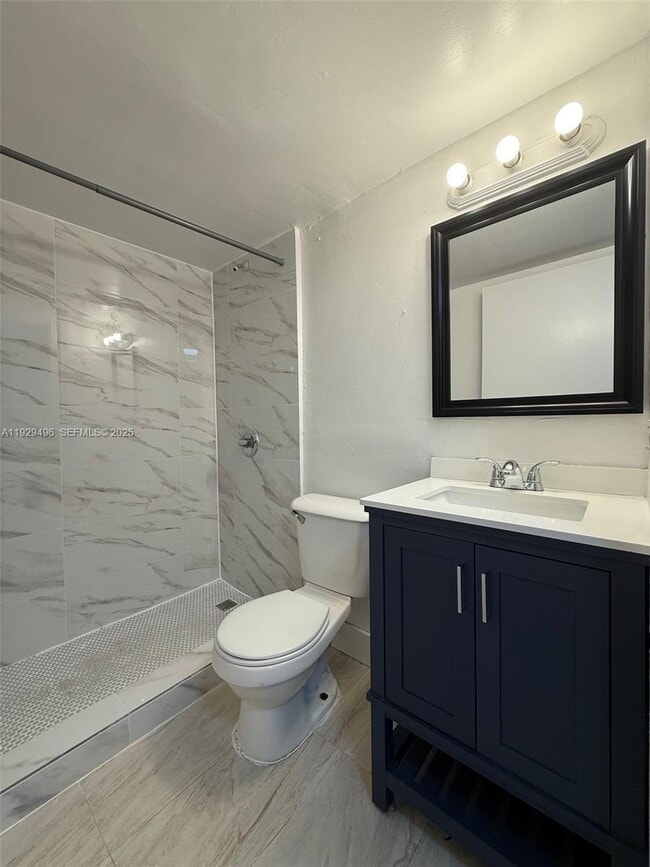 Building Photo - 131 NW 77th St Unit 6