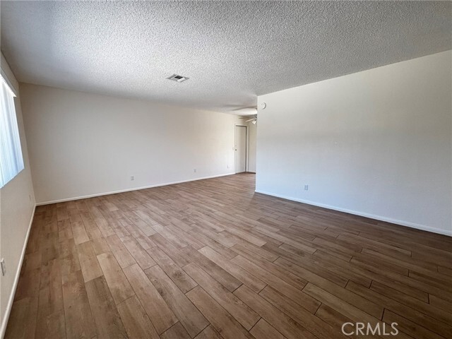 Photo - 743 Evergreen St
