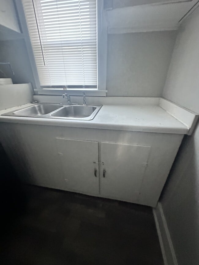 Photo - 303 E 22nd St