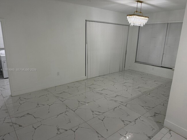 Photo - 345 SW 49th Ave