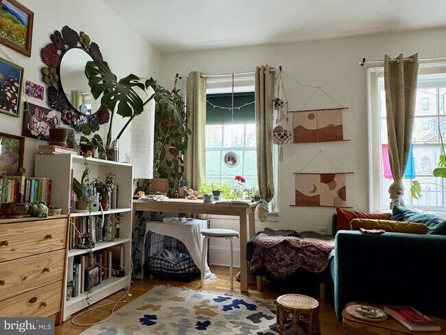 Photo - 711 Walnut St