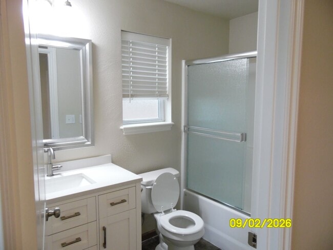 Photo - 2340 W McAndrews Rd