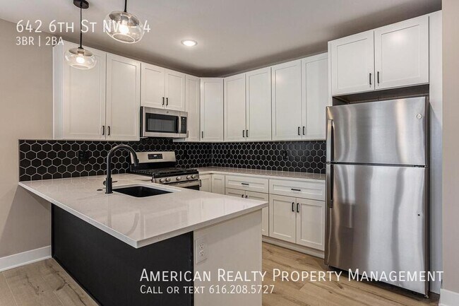 Photo - 642 6th St NW Unit 4