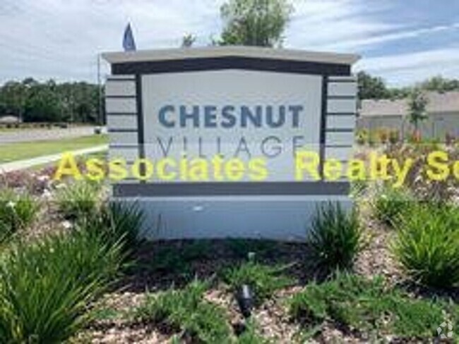 Building Photo - SUBLEASE AVAILABLE!!! 5 bedroom home in Ch...