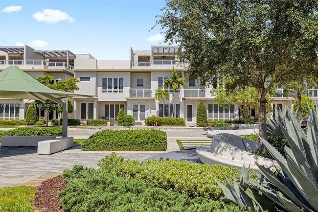 Building Photo - 6308 NW 104th Path