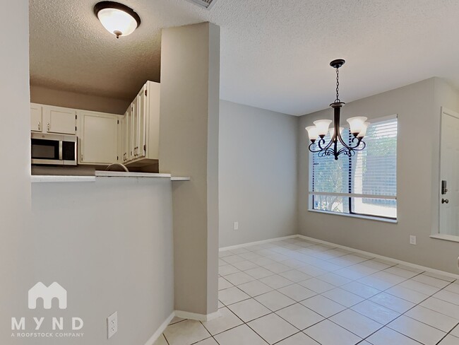 Photo - 10826 Riana Dr