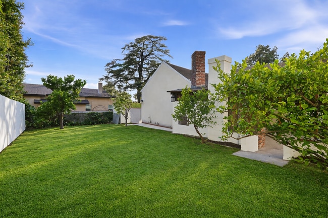 Photo - 1722 Bel Aire Dr