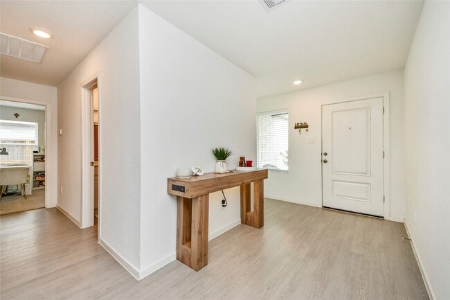 Photo - 1463 Cactus Rose Dr