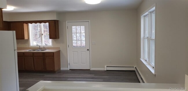 Photo - 42 Upper Ferndale Rd