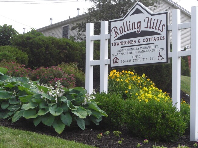 Rolling Hills Townhomes and Cottages - Rolling Hills Townhomes and Cottages