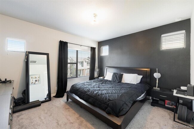 Photo - 1400 W 66th Pl