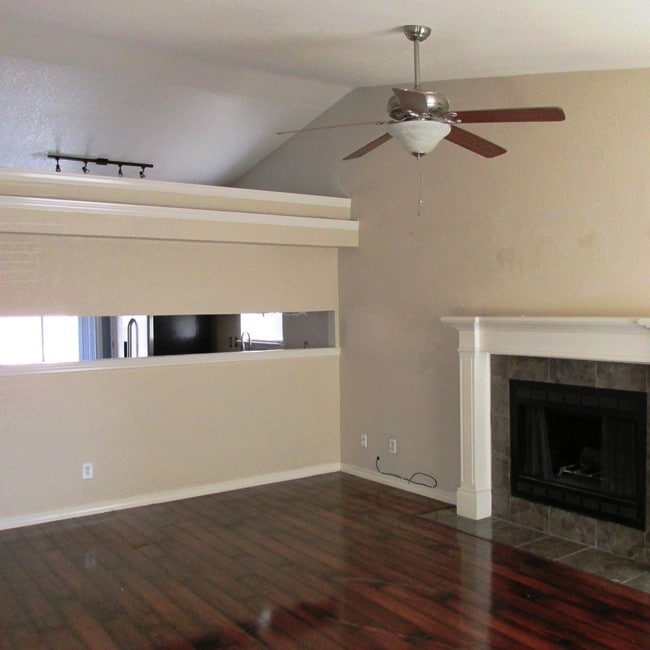 Photo - 1888 Martin Bauman Dr