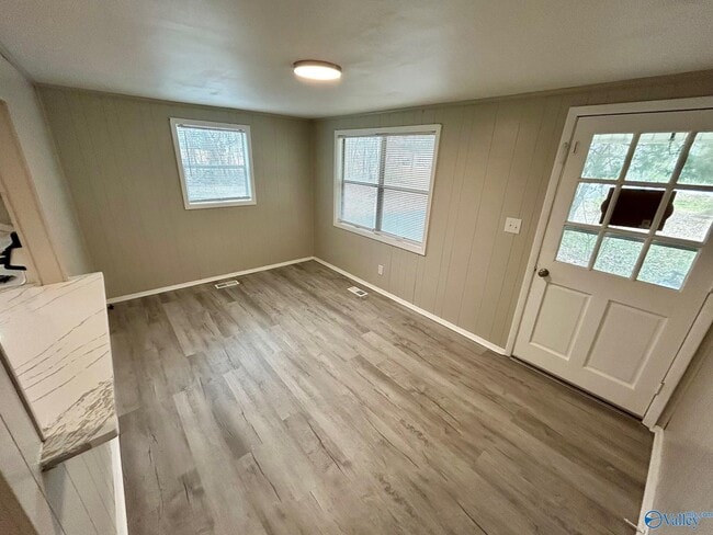 Photo - 18014 E Limestone Rd