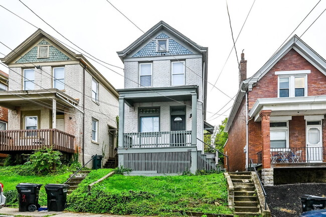 Building Photo - 2316 Chickasaw St