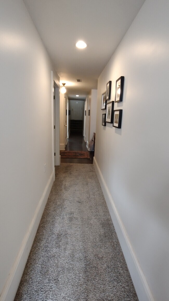 Photo - 139 N 4th St