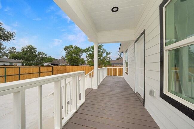 Photo - 9305 Kentshire Dr