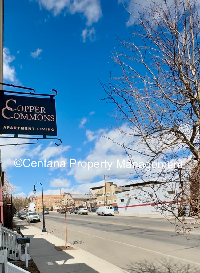 Building Photo - 661 S Main St Unit 661 S Main B Rental
