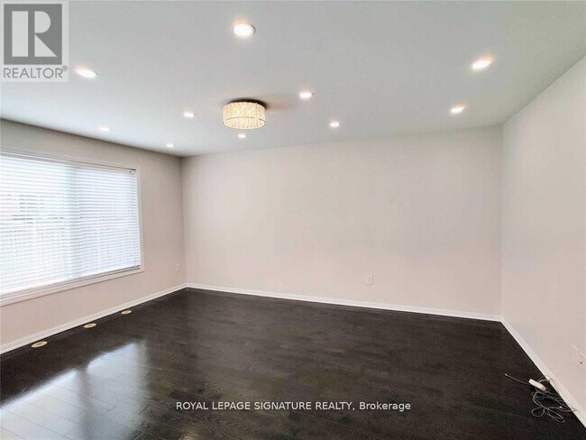 Photo - 180 McDougall Crossing
