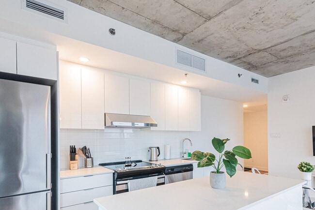 Photo - 1500 Rue Berri Unit SI ID1261772P