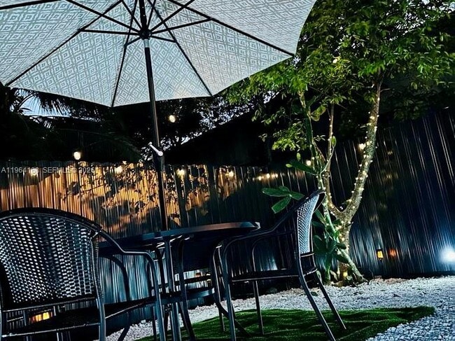 Photo - 610 NW 111th St Unidad 1