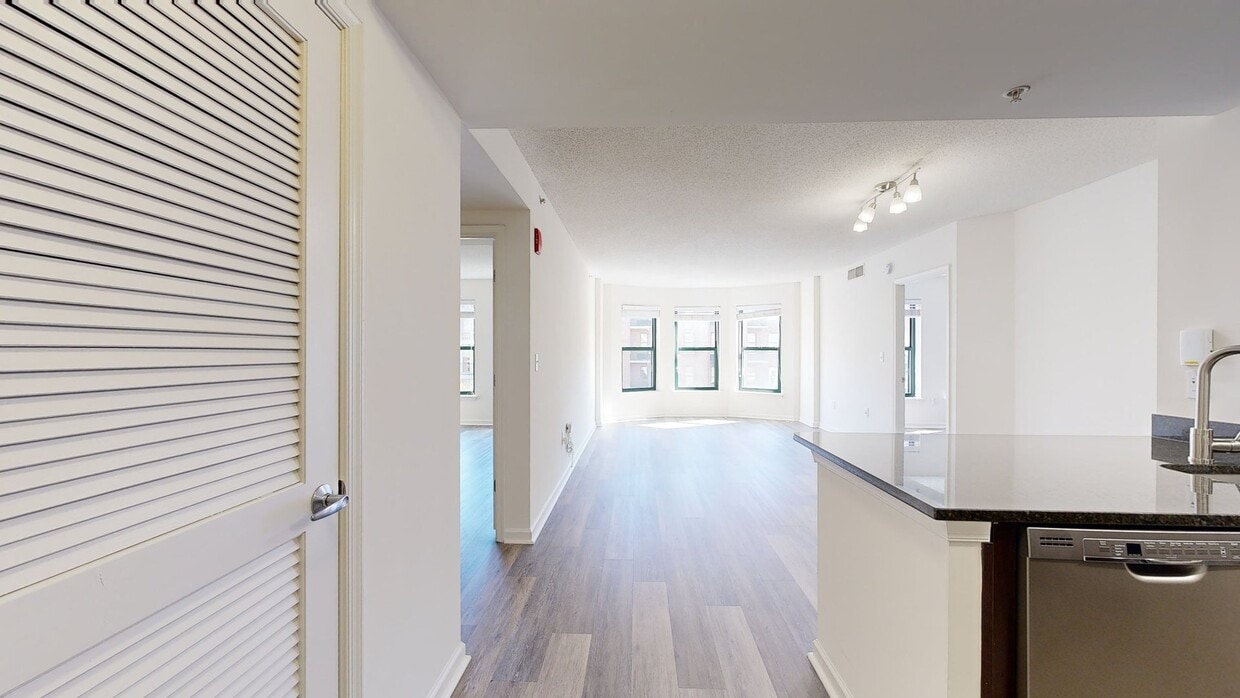Photo - 1301 Thomas Circle Apartments