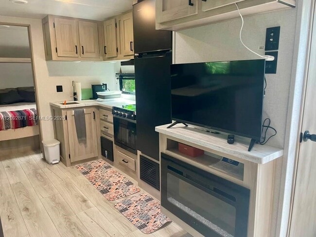 573 Mokena Dr Unidad 1